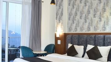 1 bedroom, laptop workspace, iron/ironing board, free WiFi