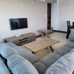 14 吋智能電視連數碼電視頻道、電視