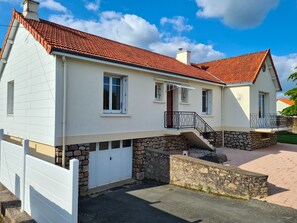 Exterior - Puy du Fou House 12 persons 4mn from the Grand Parc (Les Epesses)