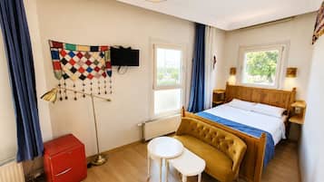 Habitación panorámica doble, vistas al mar | Minibar, wifi gratis, ropa de cama