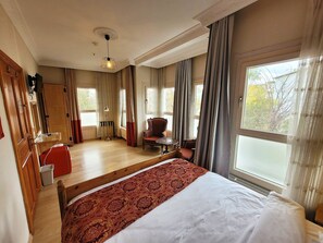 Comfort Double Room | Minibar, free WiFi, bed sheets - Masif House (Istanbul)