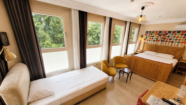 Standard-Doppel- oder -Zweibettzimmer