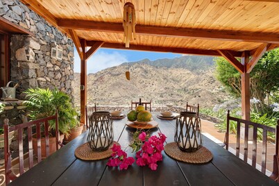 Holiday Home 'Finca Los Tableros' with Sea View, Garden, Terrace & Highspeed Wi-Fi