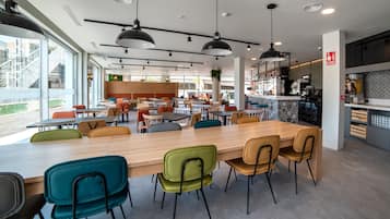 Snack-bar