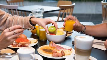Daily buffet breakfast for a fee