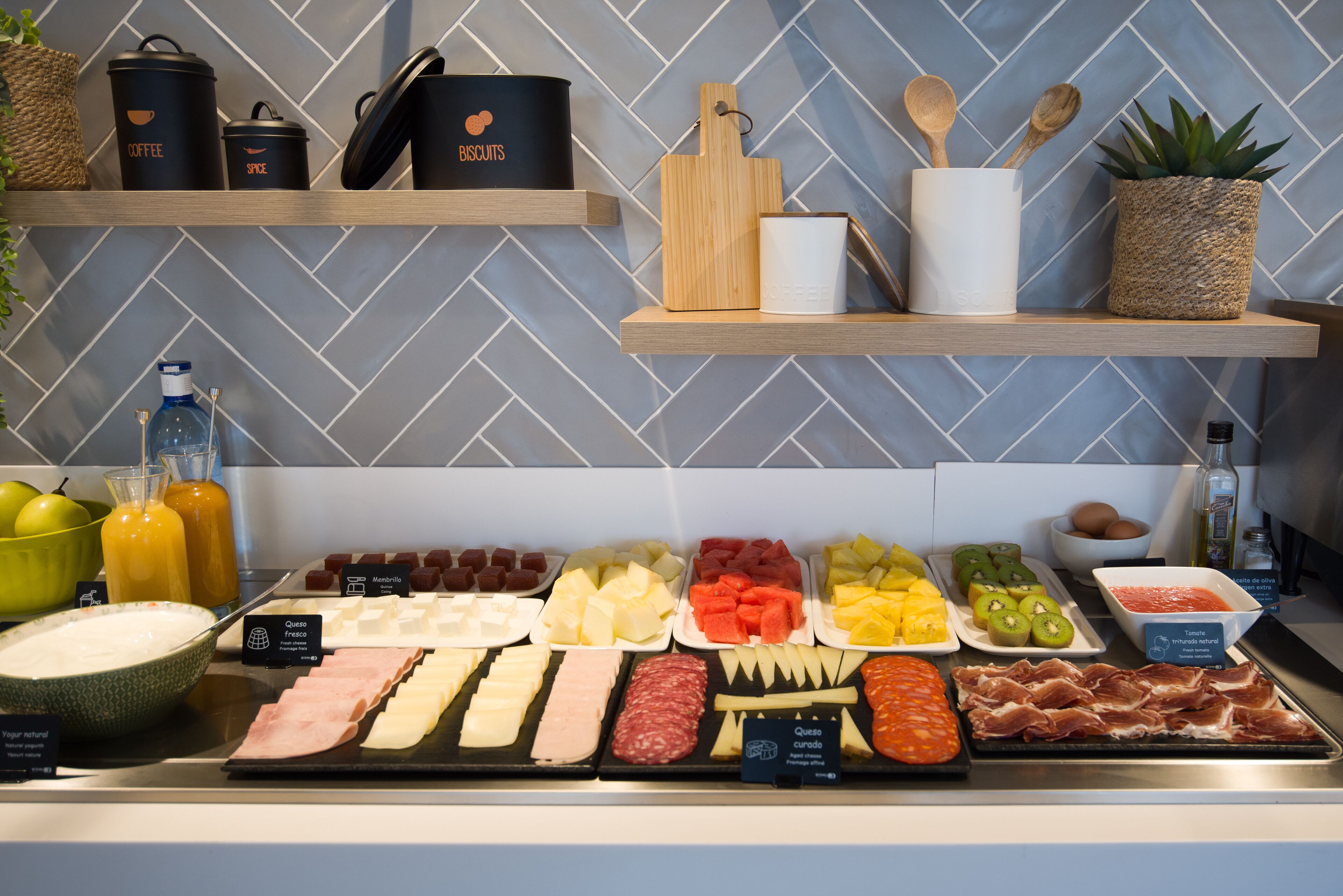 daily buffet breakfast (eur 13 per person)