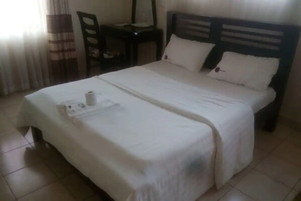 Standard Room - Spoon Zoom Restaraunte (Thika)