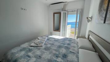 2 chambres, fer et planche Ă repasser, Wi-Fi gratuit, draps fournis