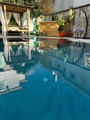 Outdoor pool - BOREAS BUTİK OTEL (Cesme)