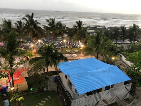 Exterior. Sea Breeze Beach Resort