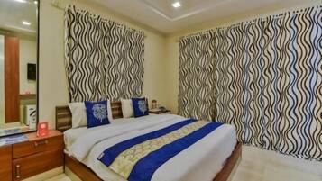 Deluxe Room | Free WiFi, bed sheets