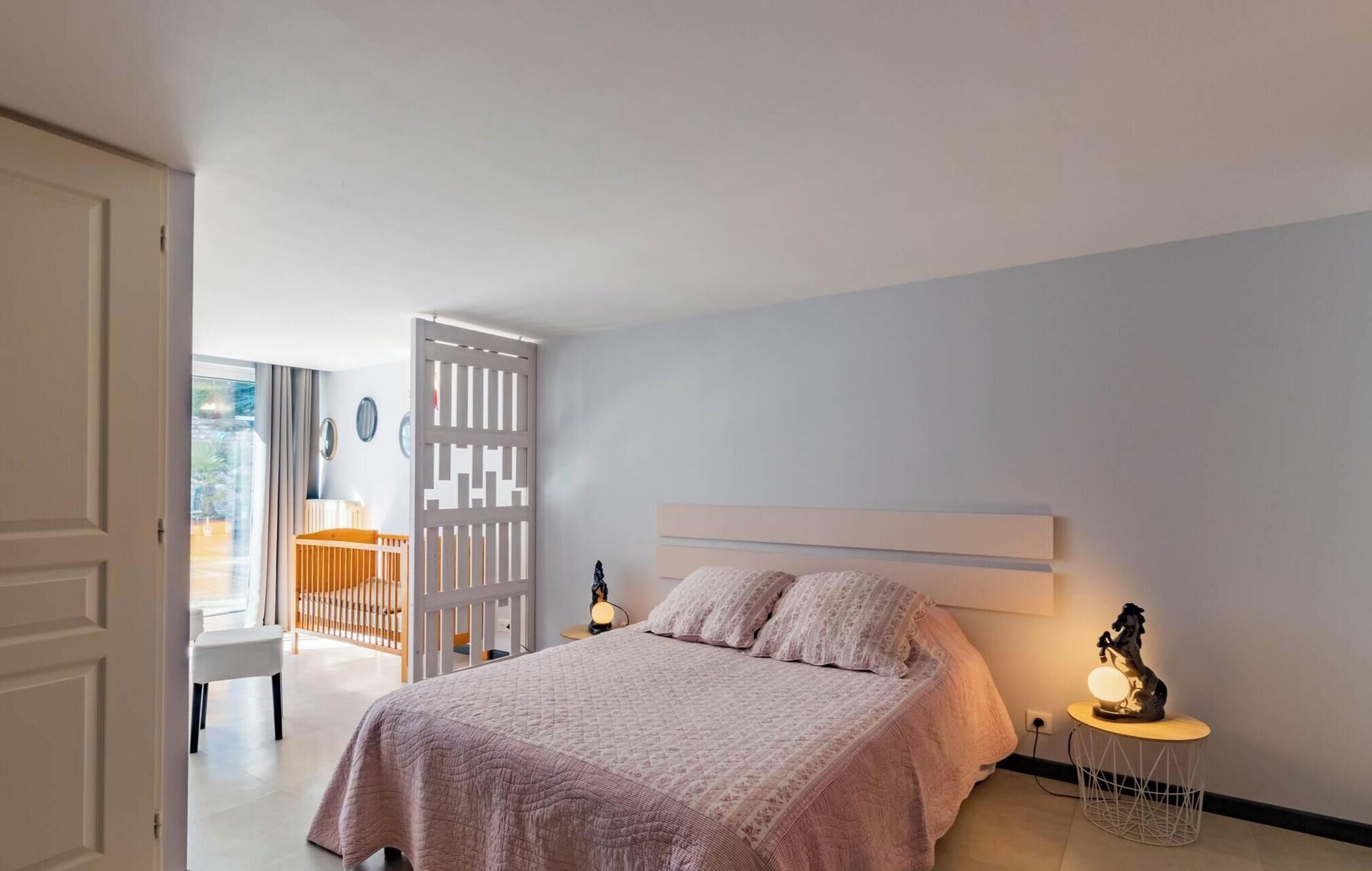1 chambre, fer et planche à repasser, Wi-Fi gratuit, draps fournis