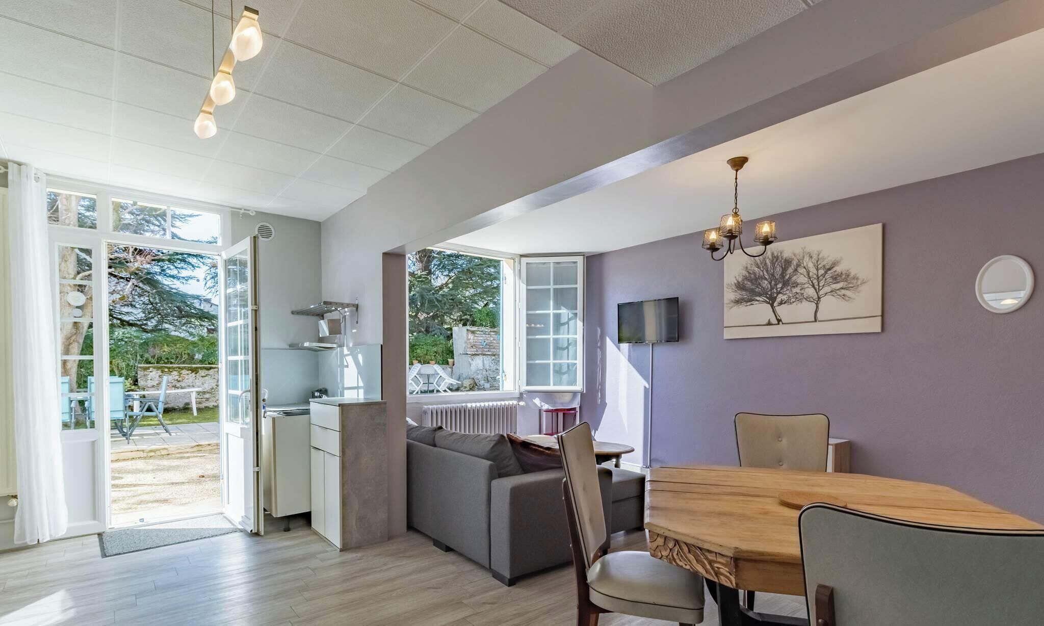 Smart TV, mesa de ping pong