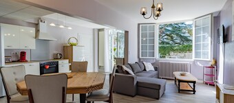 Gîte Les Fleurs, Périgord Pourpre - Le Fleix - Apartment and swimming pool