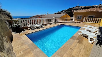 Piscina all'aperto