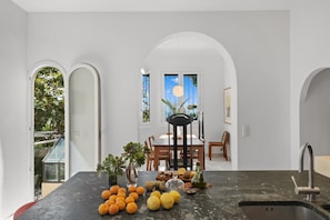 Dining - Exclusive-Villa L'Eolienne (Nice)