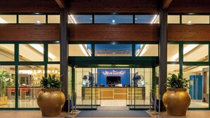 Lobby - Doubletree BY Hilton Milan Malpensa (SOLBIATE OLONA)