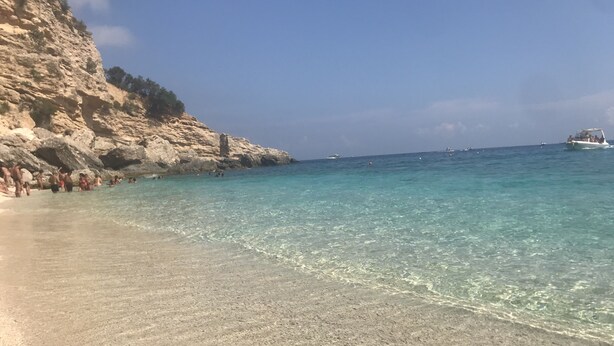 مناشف للشاطئ