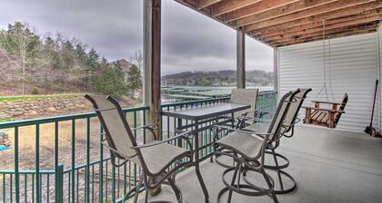 Lake-View Patio, Pool Table! Camdenton Family Unit