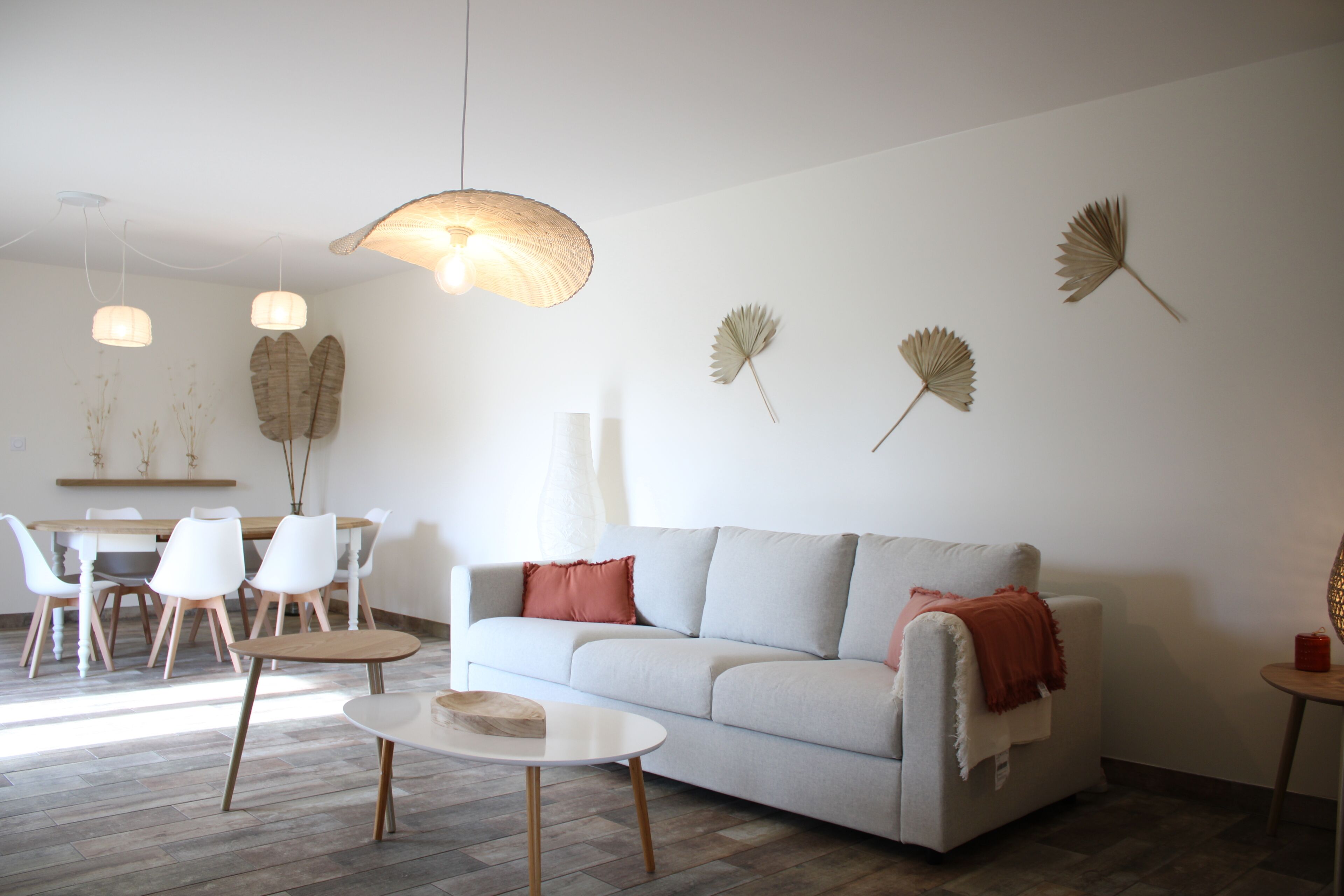 Televisie en een open haard