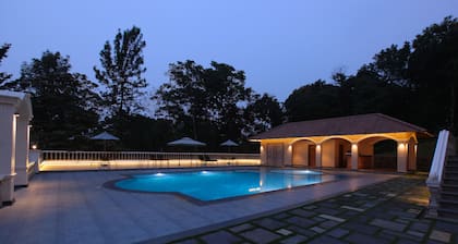 Montrose Golf Resort & Spa