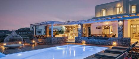 Piscine extérieure