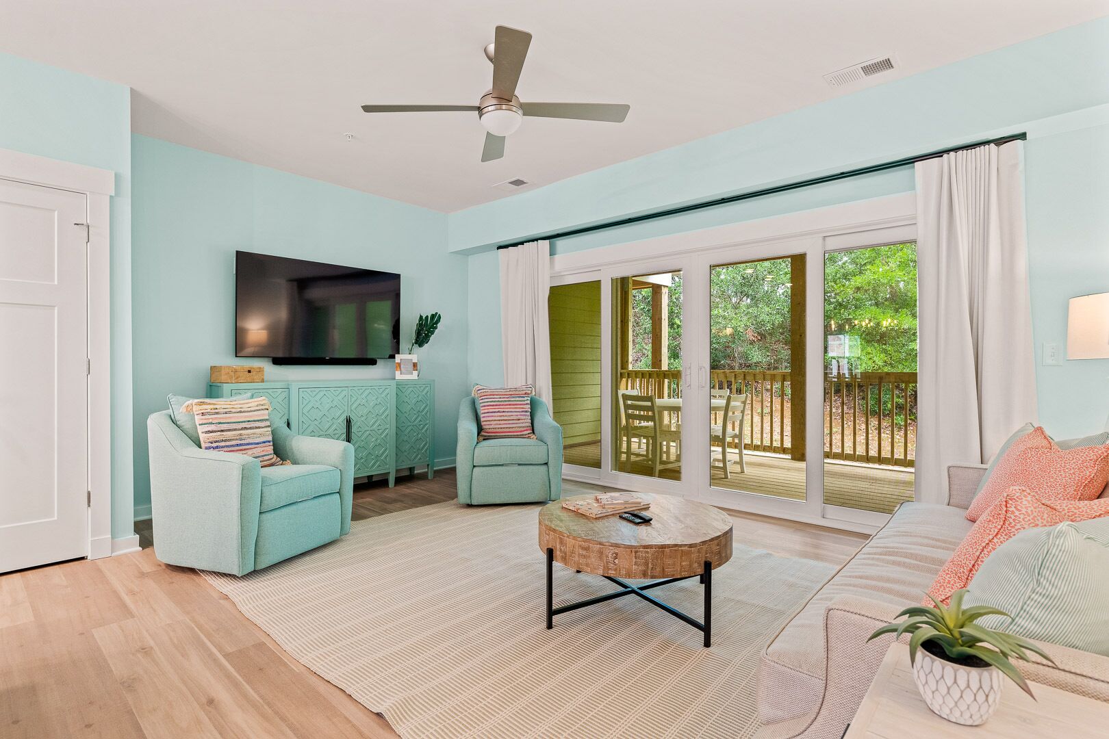 Lime Splash 3 Bedroom at Cambridge Reserve
