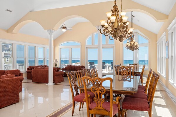 Interior - Imperial Palace 12 BR + Pets Stay Free! (Kill Devil Hills)