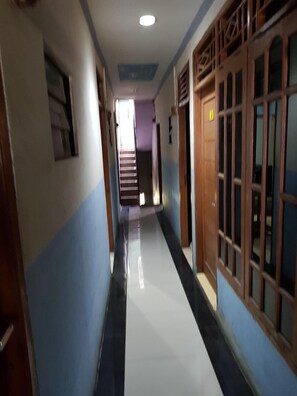 Interior - Hotel Alifah 1 by Zuzu (Tangerang)
