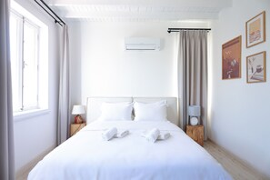 Hochwertige Bettwaren, Minibar, Bügeleisen/Bügelbrett, kostenloses WLAN