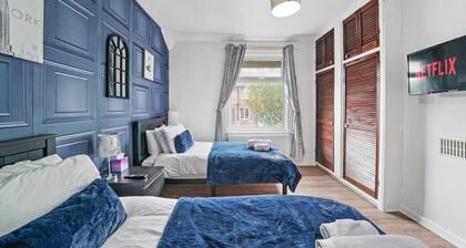 Cosy 2 bedroom home with free parking on premises