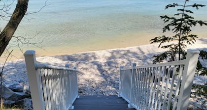 A private ranch home on Lake Michigan with stunning sunrise views.