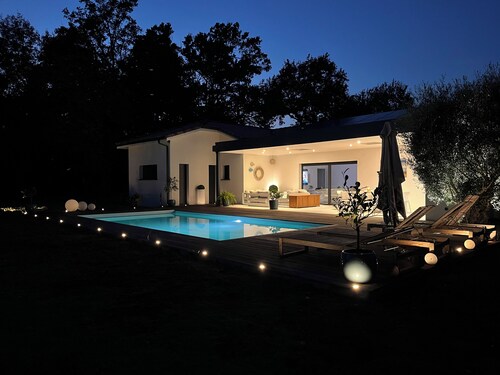 5* villa with heated pool - Close to beaches & Basque Country