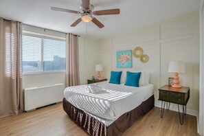 2 bedrooms, iron/ironing board, free WiFi, bed sheets