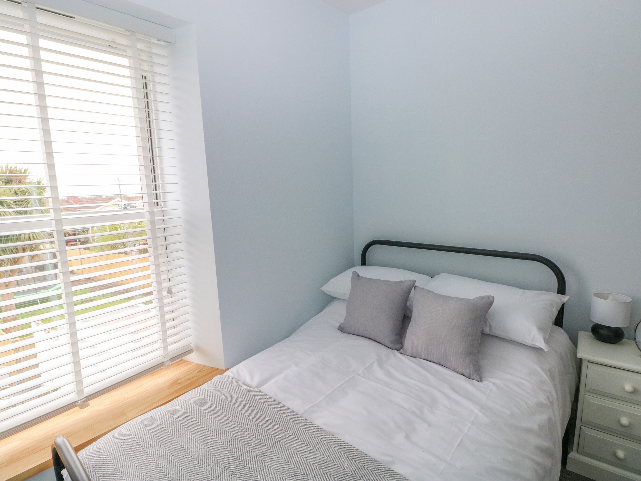 3 bedrooms, individually decorated, individually furnished, free WiFi