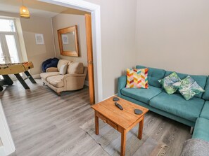 Cottage | Living room - 54 Pencoed Road (Burry Port)