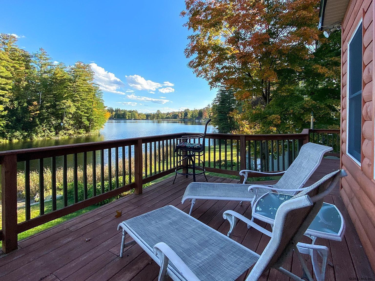 Huge Lakefront home in Lake George Area w/Beach!