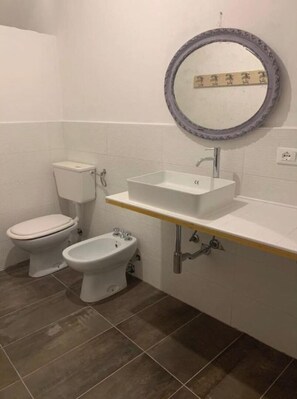 Shower, bidet