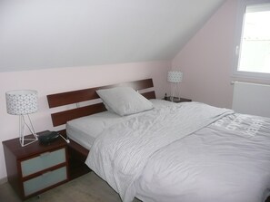 4 chambres, accès au Wi-Fi (inclus)