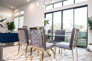 In-room dining -  Kaizer Anthony Living (Houston)