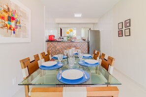하우스 | 다이닝룸