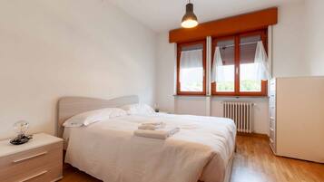 1 camera, ferro/asse da stiro, Wi-Fi gratuito, lenzuola