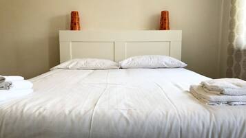 1 bedroom, free WiFi, bed sheets