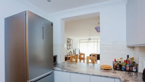 Appartement, plusieurs lits | Cuisine privée