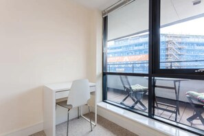 Appartamento Basic, 1 letto matrimoniale con divano letto | 1 camera, ferro/asse da stiro, lenzuola