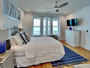 5 chambres, fer et planche à repasser, Wi-Fi gratuit, draps fournis