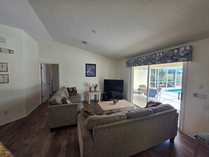 TV, Netflix, streaming services