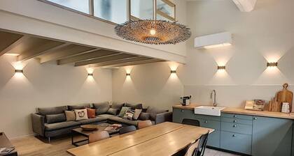 Luxury 4 bedrooms house, AC, terrace, Pont d'Avignon 10 minutes walk