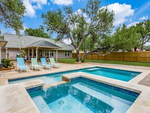 Indoor pool, outdoor pool - Charming 4BDRM Home / Pool & Hot Tub / Near Wineries! (Johnson City)