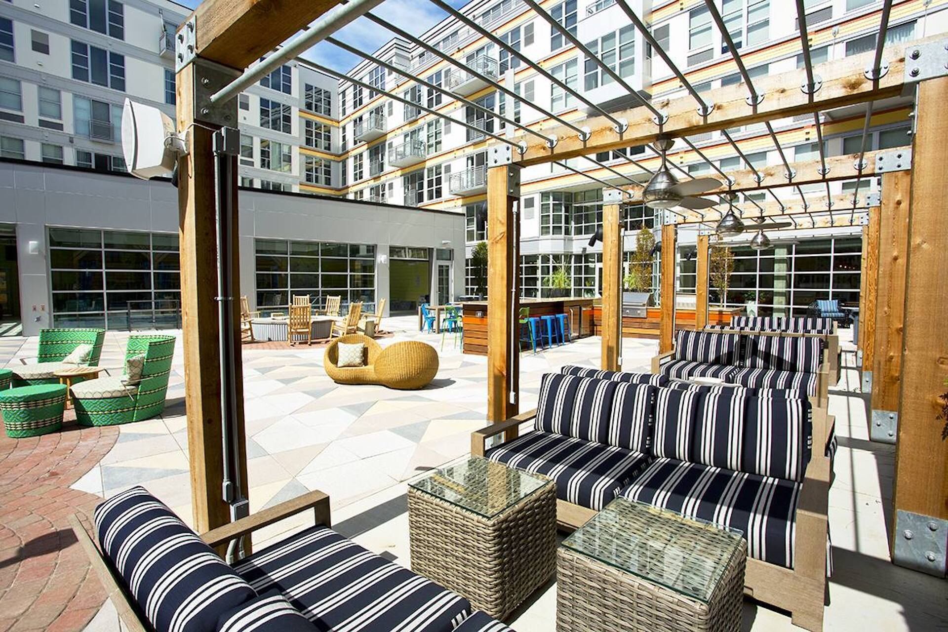 Kasa | Stay in or Go out in Steel City | Pittsburgh